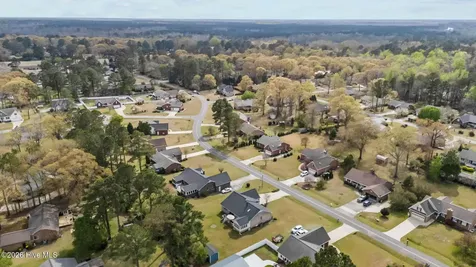 216 Pinewood Drive New Bern NC 28562
