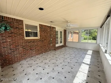 501 Oak Lane Newport NC 28570