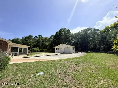 501 Oak Lane Newport NC 28570