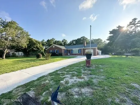 501 Oak Lane Newport NC 28570