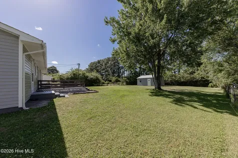 69 Sanders Drive Hubert NC 28539