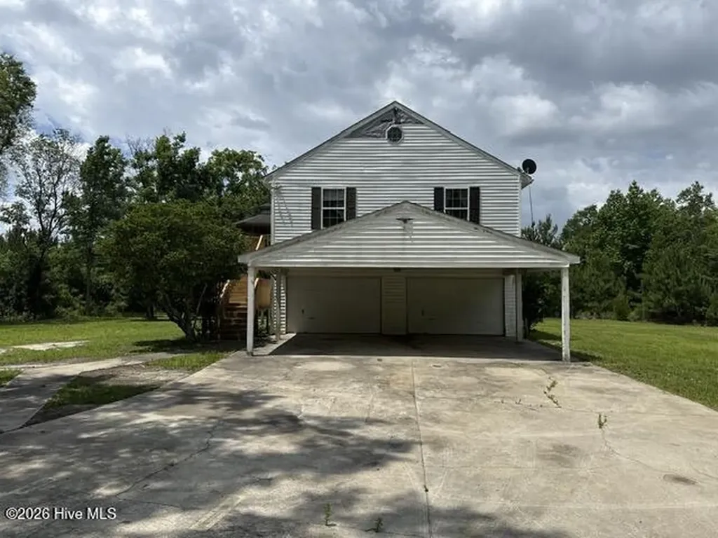 1175 Belangia Road Havelock NC 28532