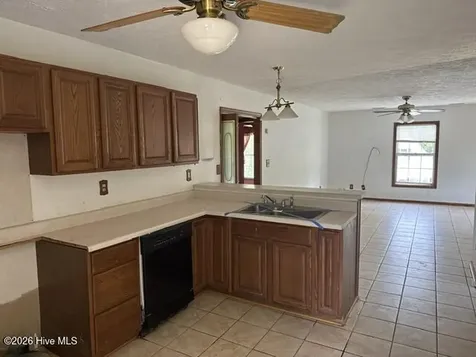 1175 Belangia Road Havelock NC 28532