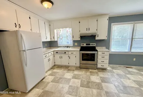 111 Ray Street La Grange NC 28551