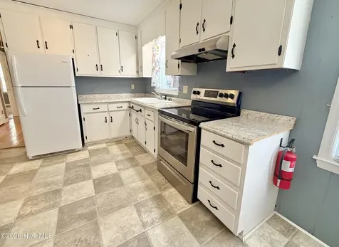 111 Ray Street La Grange NC 28551