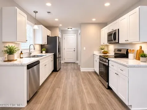 604 Sonata Court Richlands NC 28574