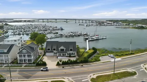 513 Turner Street Beaufort NC 28516