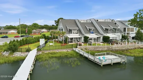 513 Turner Street Beaufort NC 28516