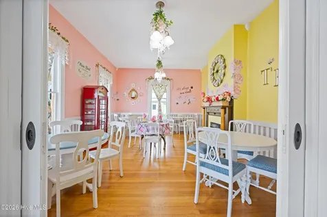 104 W Main Street Elizabeth City NC 27909