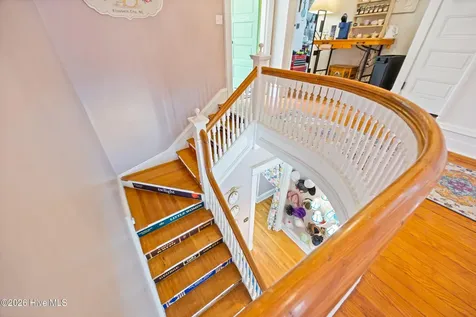 104 W Main Street Elizabeth City NC 27909