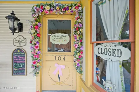 104 W Main Street Elizabeth City NC 27909