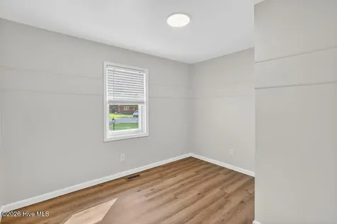 715 Oakdale Avenue New Bern NC 28562