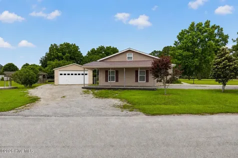715 Oakdale Avenue New Bern NC 28562