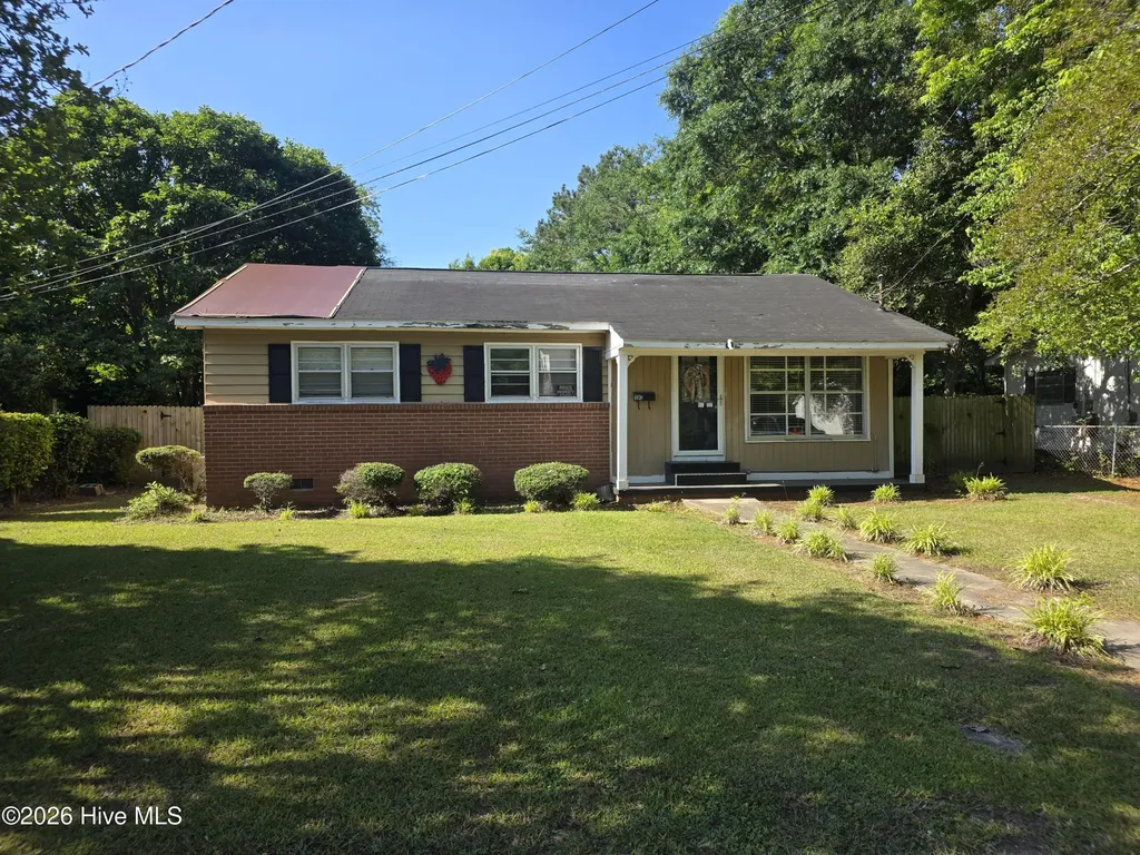 110 E Holland Street Chadbourn NC 28431