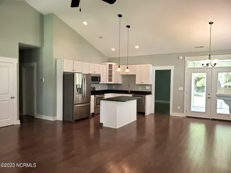 112 Meadowbrook Court Cedar Point NC 28584