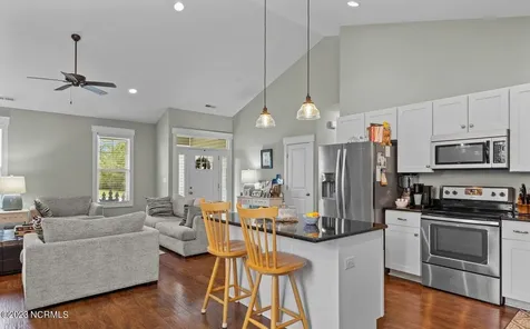 112 Meadowbrook Court Cedar Point NC 28584