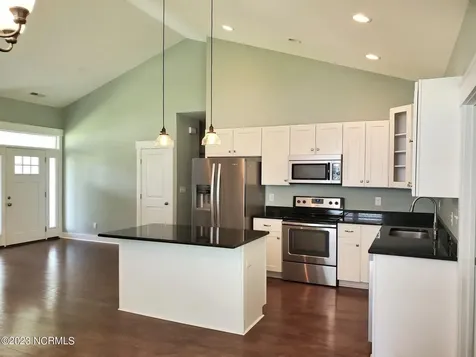 112 Meadowbrook Court Cedar Point NC 28584