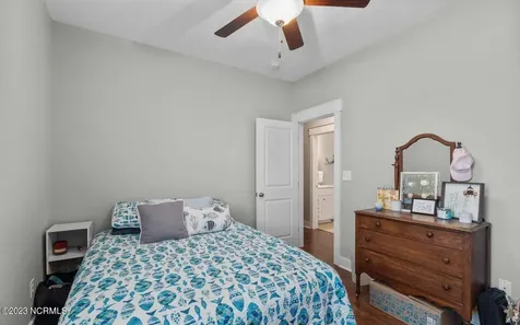 112 Meadowbrook Court Cedar Point NC 28584