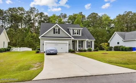 112 Meadowbrook Court Cedar Point NC 28584