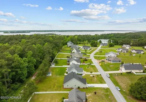 112 Meadowbrook Court Cedar Point NC 28584