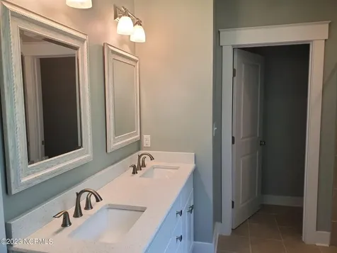 112 Meadowbrook Court Cedar Point NC 28584