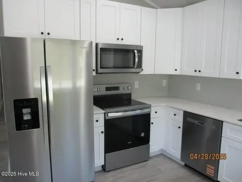 113 Long Pond Loop Swansboro NC 28584