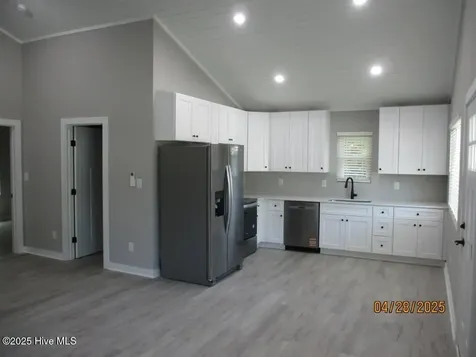 113 Long Pond Loop Swansboro NC 28584