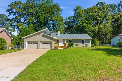 409 Plantation Drive New Bern NC 28562