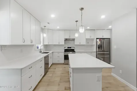 409 Plantation Drive New Bern NC 28562