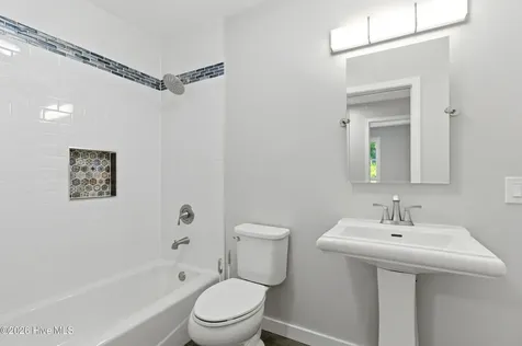409 Plantation Drive New Bern NC 28562