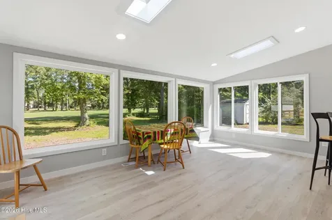409 Plantation Drive New Bern NC 28562