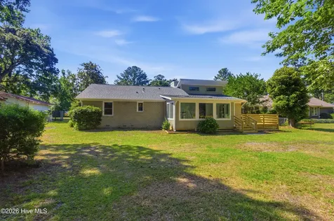 409 Plantation Drive New Bern NC 28562