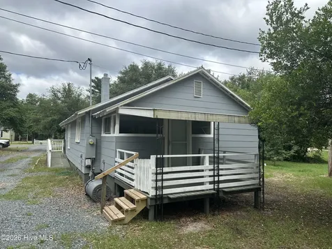 214 N Grace Chapel Road Hamlet NC 28345