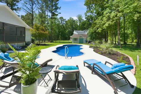 174 Highland Avenue Grantsboro NC 28529