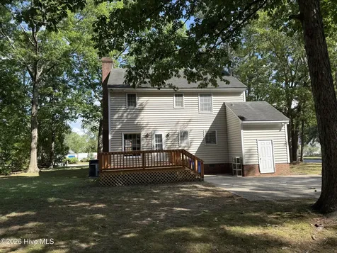 4524 Bobwhite Trail N Wilson NC 27896