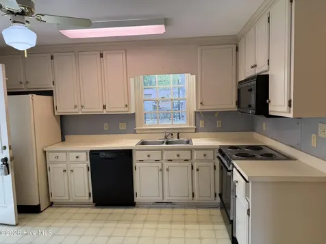 4524 Bobwhite Trail N Wilson NC 27896