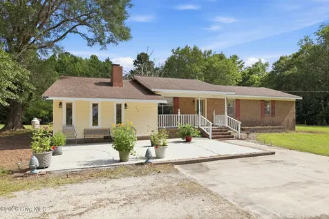 284 Laurel Road Beaufort NC 28516