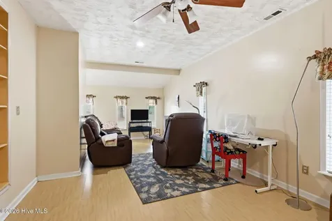 284 Laurel Road Beaufort NC 28516
