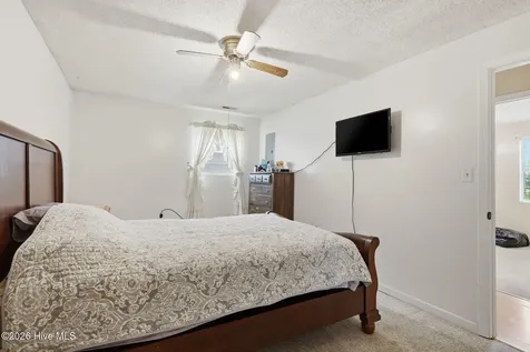 284 Laurel Road Beaufort NC 28516