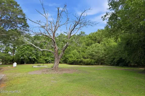 284 Laurel Road Beaufort NC 28516