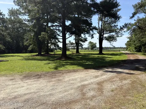 284 Laurel Road Beaufort NC 28516