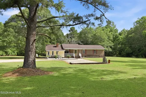 284 Laurel Road Beaufort NC 28516