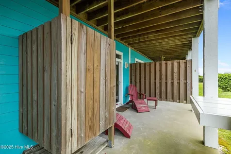 105 Winston Avenue Atlantic Beach NC 28512