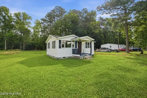 592 Crooked Run Road Elizabeth City NC 27909