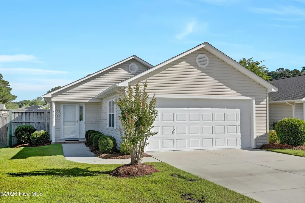 2010 Heritage Lane Jacksonville NC 28546