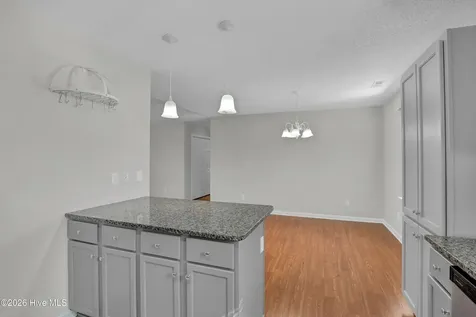 2010 Heritage Lane Jacksonville NC 28546