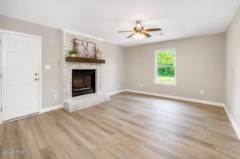 538 Waters Road Jacksonville NC 28546