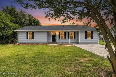 538 Waters Road Jacksonville NC 28546
