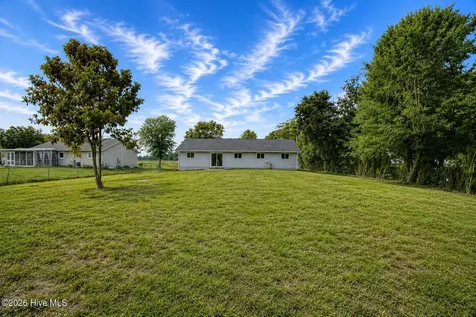 538 Waters Road Jacksonville NC 28546