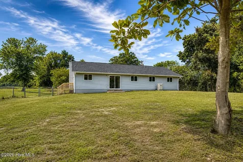 538 Waters Road Jacksonville NC 28546